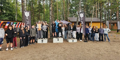 Powiększ grafikę: integracja-klas-pierwszych-711942.jpg