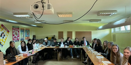 Powiększ grafikę: pozegnan-czas-610741.jpg