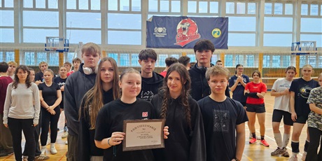 Powiększ grafikę: szkolny-turniej-siatkowki-666411.jpg